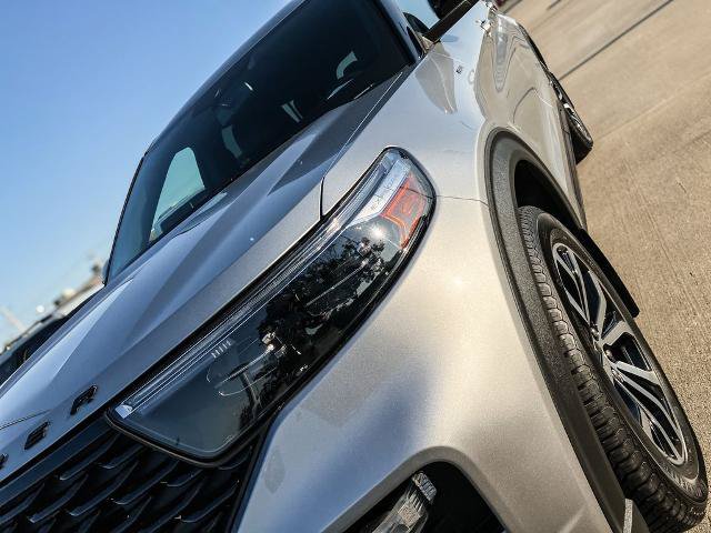 Certified 2022 Ford Explorer ST-Line w/ Class IV Trailer Tow Package AWD/4WD image 9