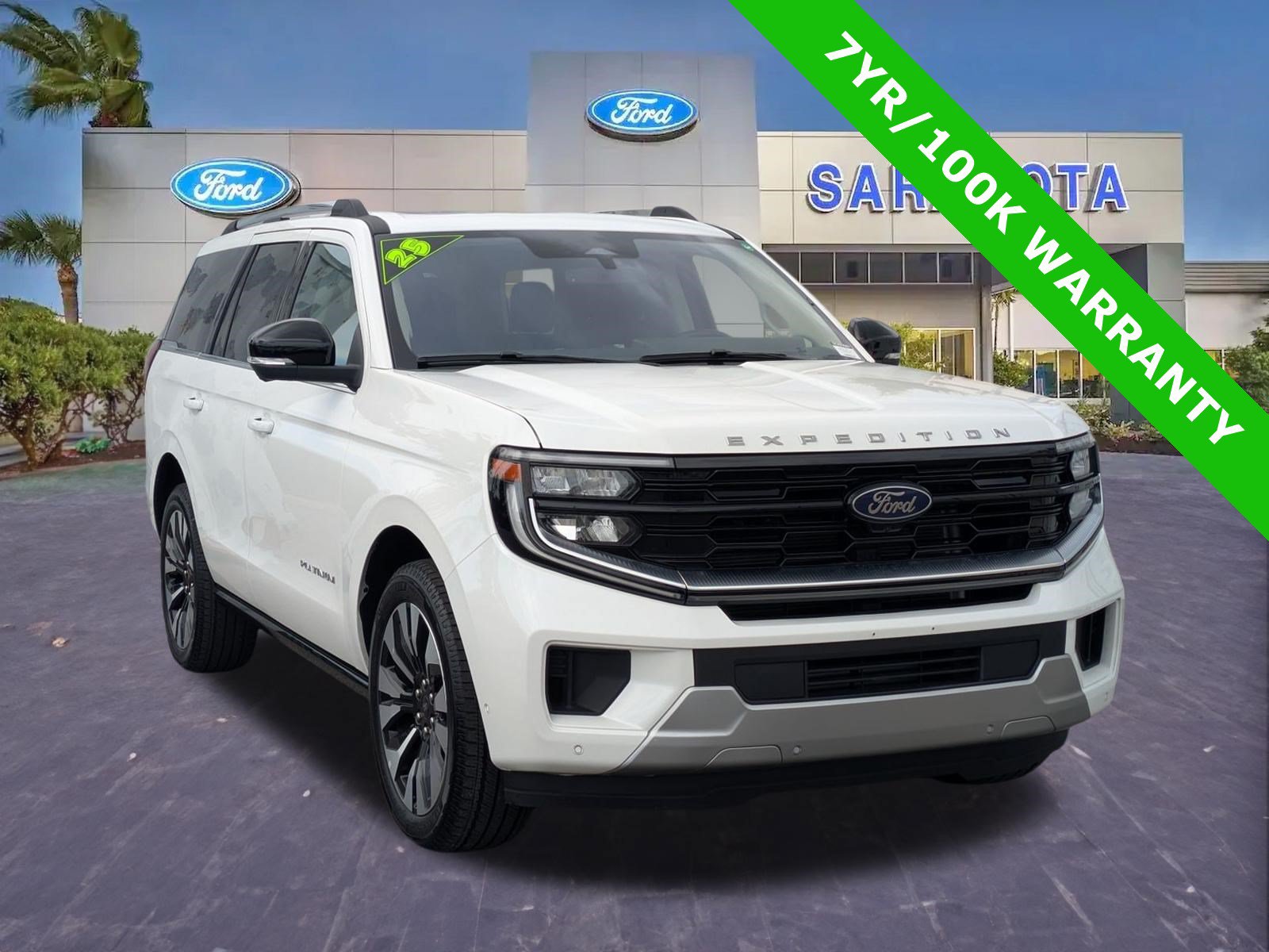 Certified 2025 Ford Expedition Platinum w/ Driver's Package