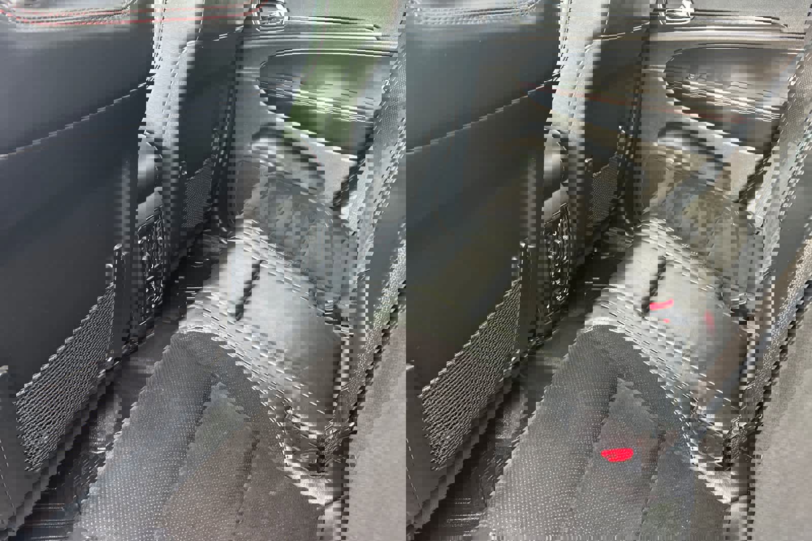 Used 2017 Jeep Grand Cherokee Trailhawk w/ Trailhawk Luxury Group image 10