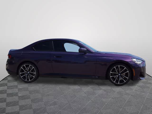 Used 2024 BMW 230i Coupe w/ Premium Package RWD image 4