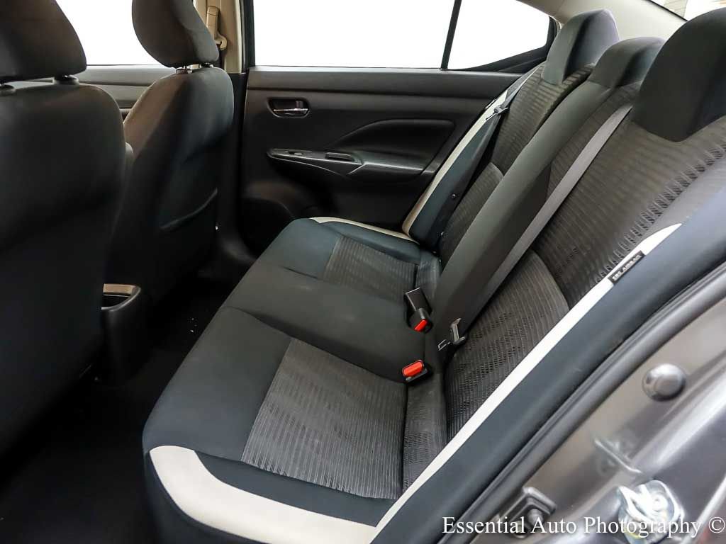 Used 2020 Nissan Versa SV FWD image 11