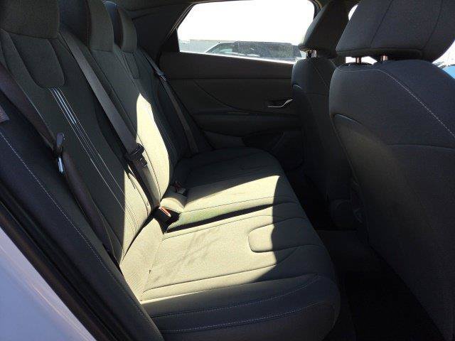 Used 2024 Hyundai Elantra Blue FWD image 24