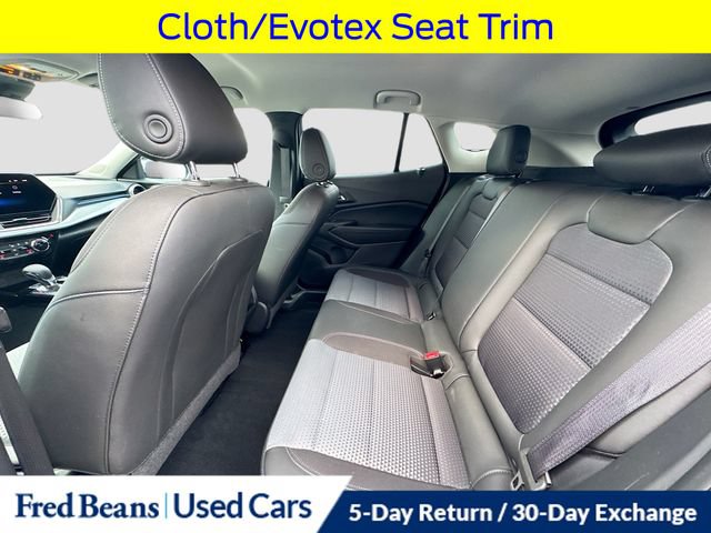 Used 2024 Chevrolet Trax LT w/ Driver Confidence Package FWD image 27