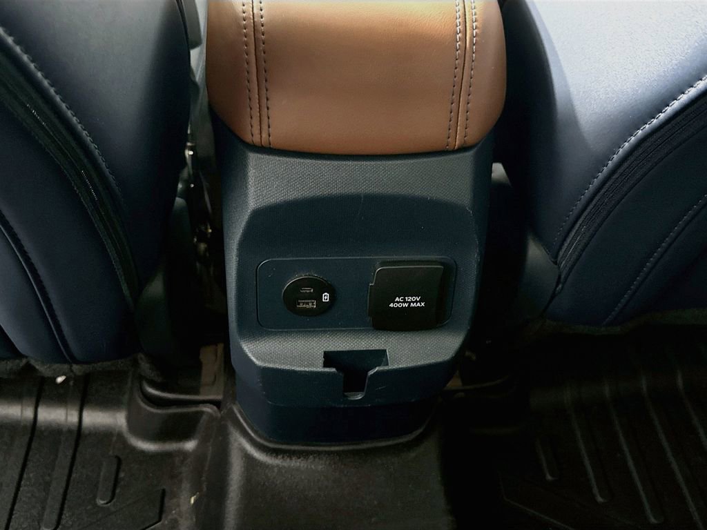 Certified 2024 Ford Maverick Lariat FWD image 26