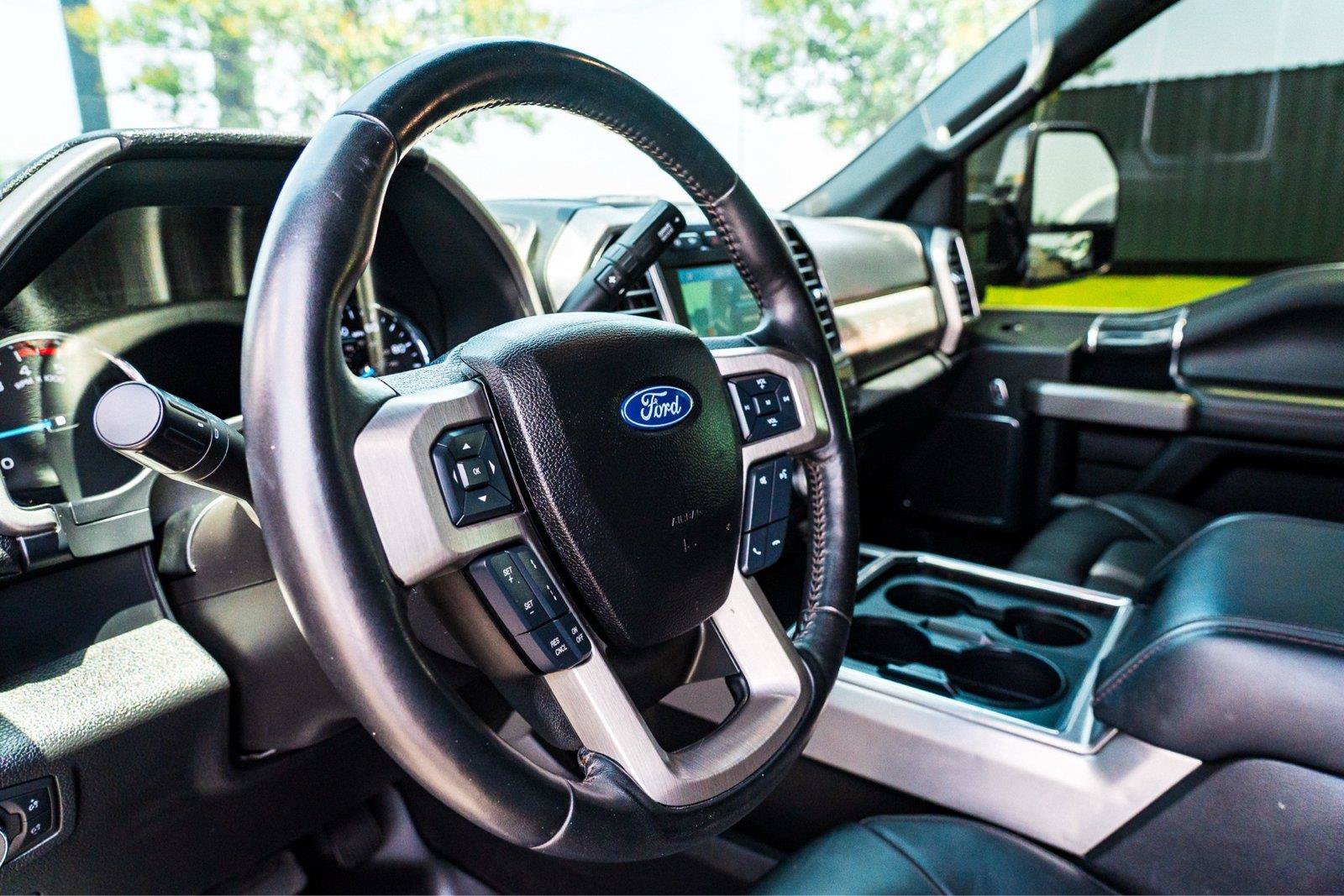 Certified 2021 Ford F250 Platinum w/ Tremor Off-Road Package AWD/4WD image 8