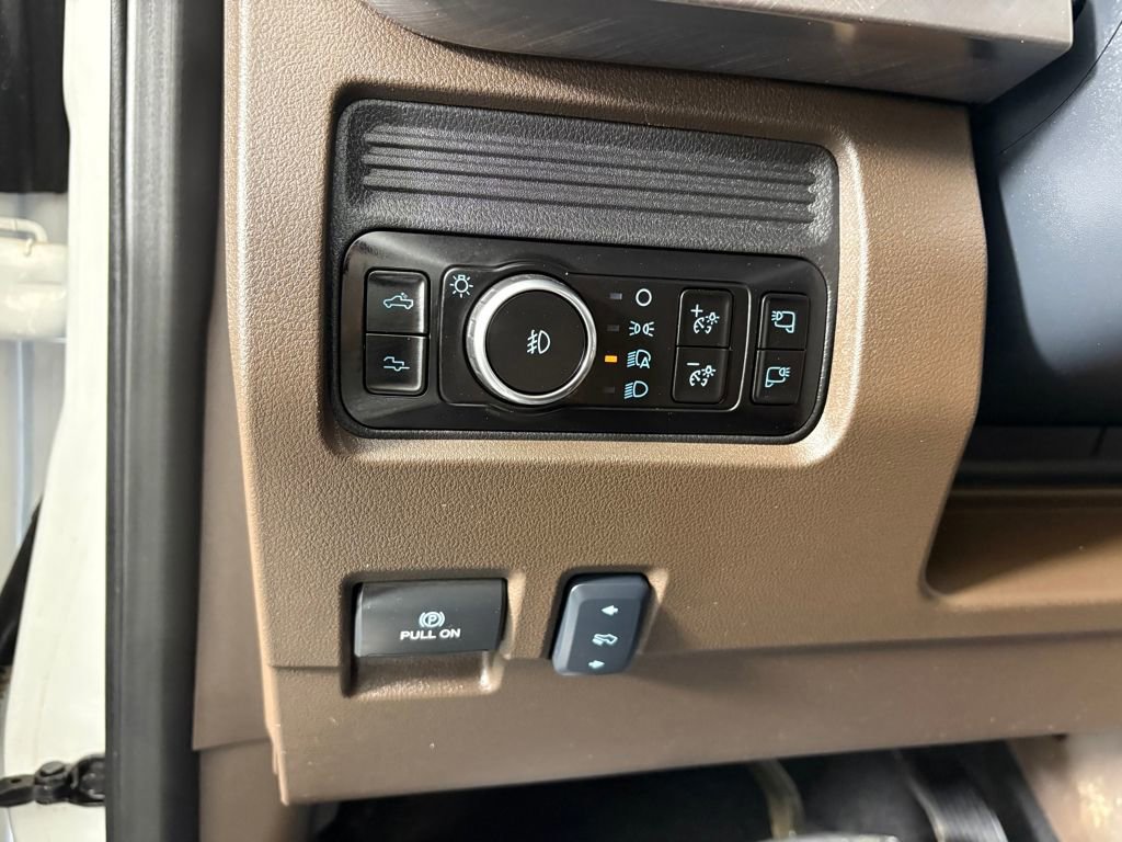 Certified 2025 Ford F450 King Ranch w/ FX4 Off-Road Package image 15