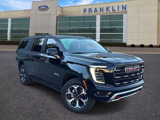 Used 2025 GMC Yukon XL AT4 w/ AT4 Premium Package AWD/4WD image 1