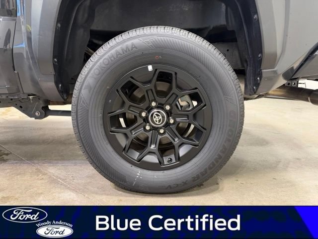 Used 2024 Toyota Tacoma TRD Off-Road AWD/4WD image 8