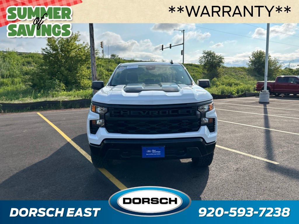 Used 2025 Chevrolet Silverado 1500 Custom Trail Boss w/ Dark Appearance Package AWD/4WD image 3