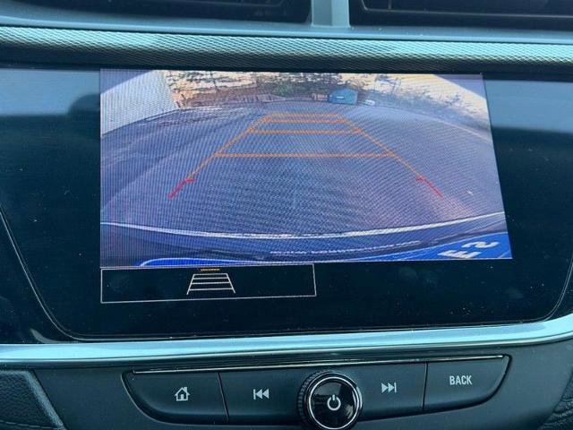 Used 2022 Buick Encore GX Essence w/ Experience Buick Package image 24