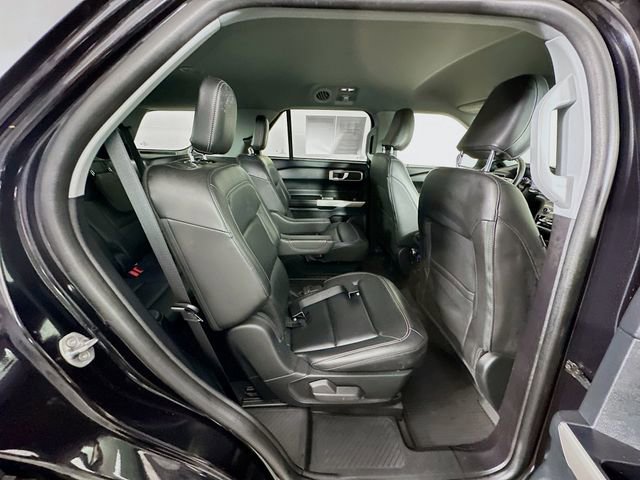 Certified 2022 Ford Explorer XLT w/ Equipment Group 202A image 34