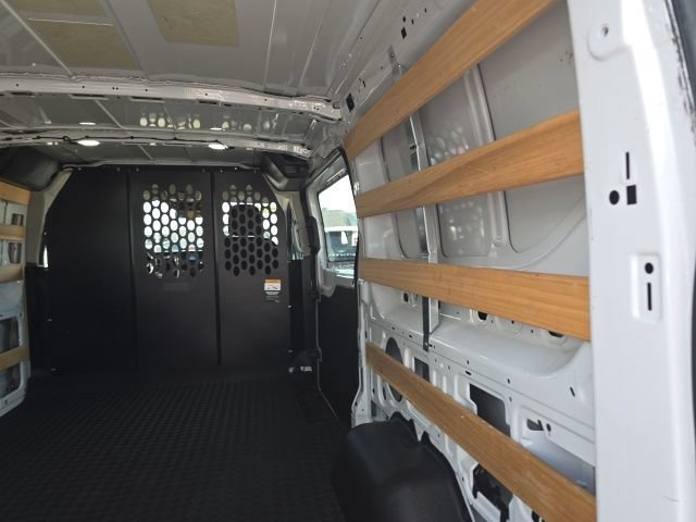 Certified 2025 Ford Transit 250 Low Roof w/ Exterior Upgrade Package RWD image 5