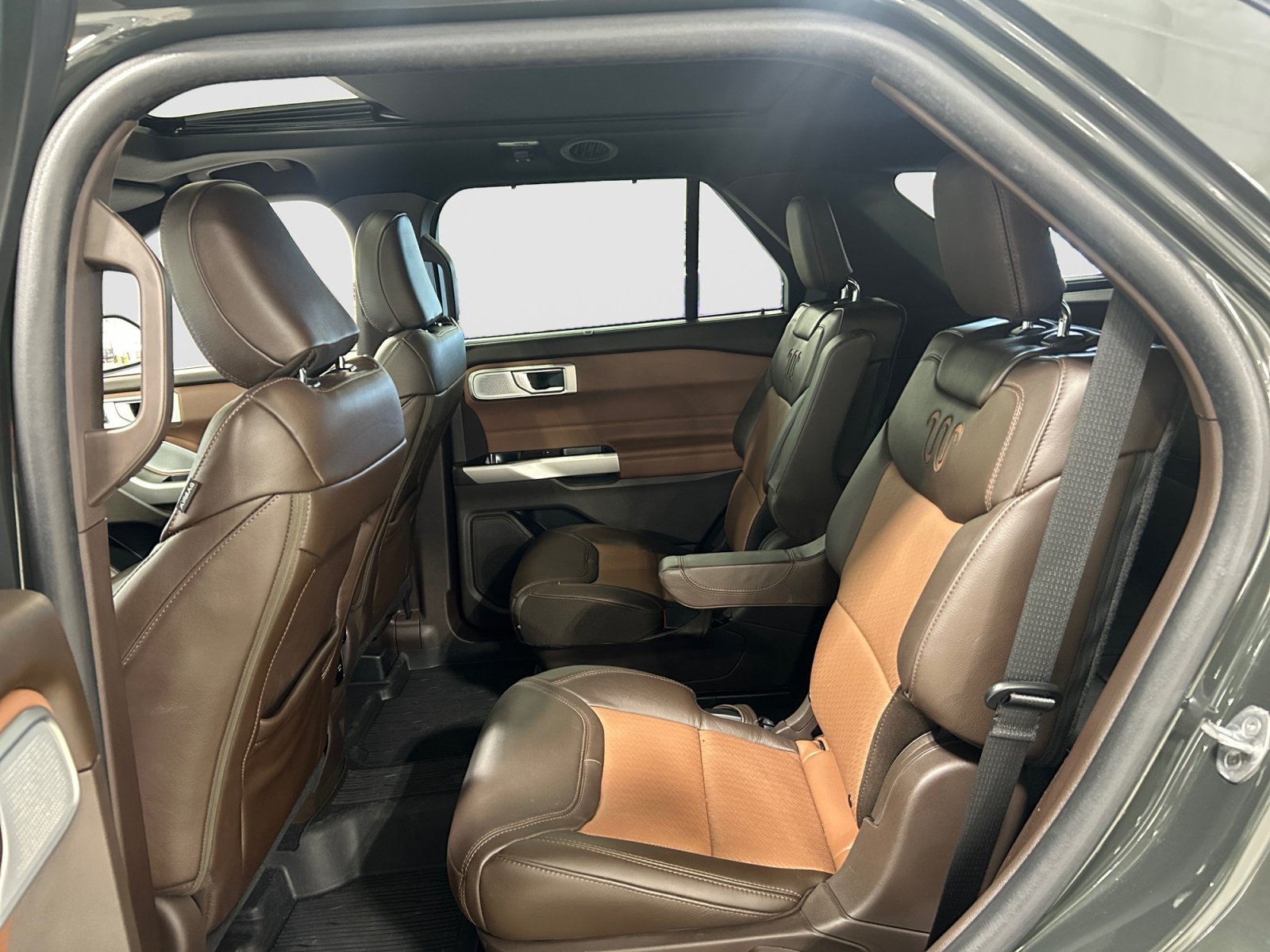 Certified 2023 Ford Explorer King Ranch w/ Technology Package RWD image 21