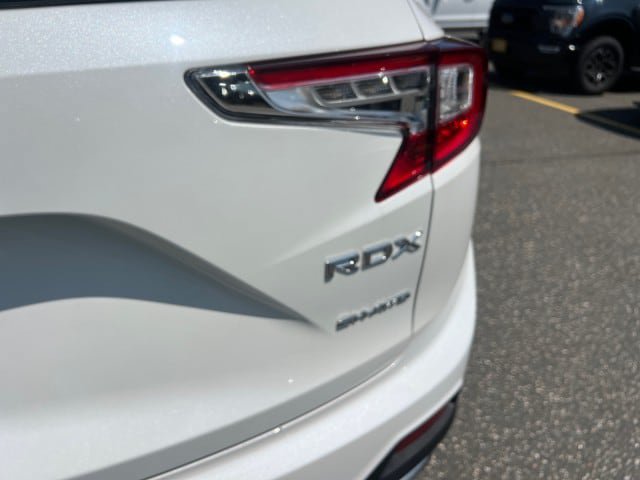 Used 2025 Acura RDX SH-AWD image 33