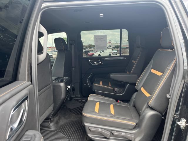 Used 2023 GMC Yukon XL AT4 AWD/4WD image 18