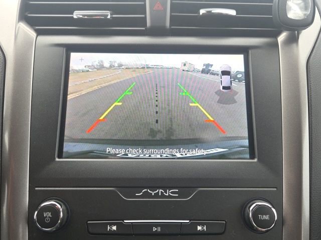 Certified 2020 Ford Fusion SE image 29