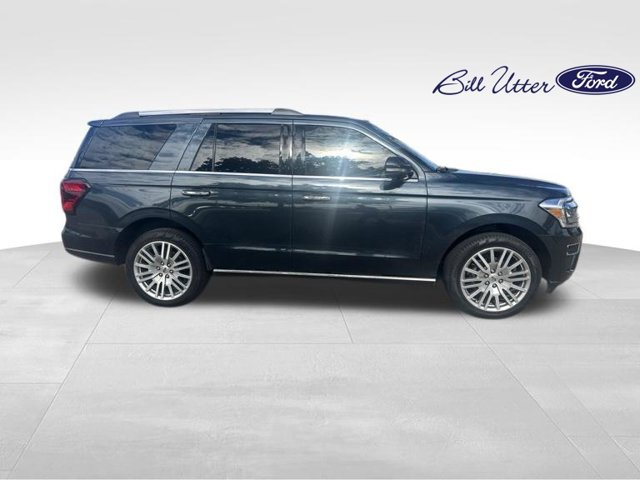 Certified 2024 Ford Expedition Limited RWD image 3