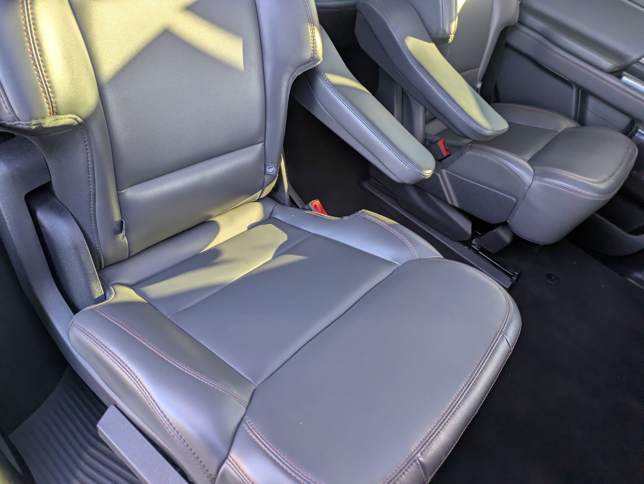 Certified 2025 Ford Expedition Active image 34