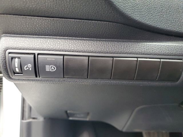 Used 2023 Toyota Corolla LE image 21