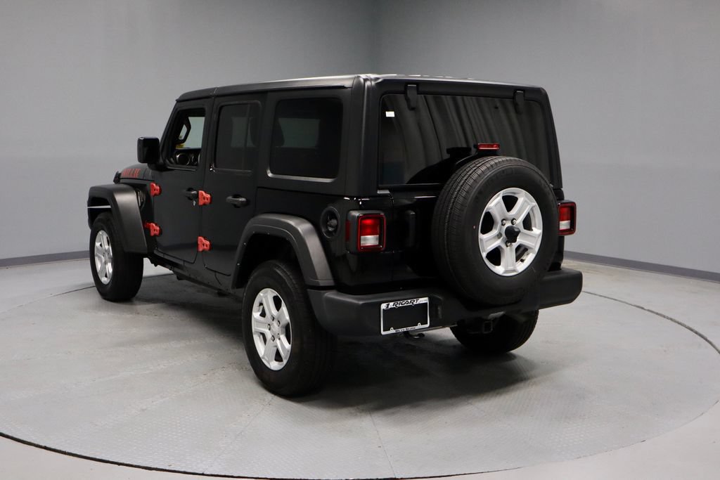 Used 2022 Jeep Wrangler Unlimited Sport AWD/4WD image 9