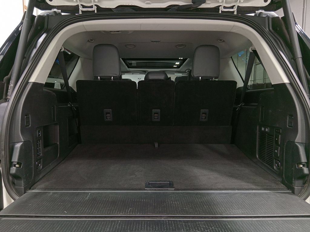 Certified 2025 Ford Expedition Max Active AWD/4WD image 6