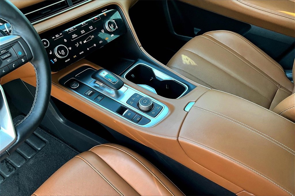 Used 2024 INFINITI QX60 Sensory w/ Vision Package image 15