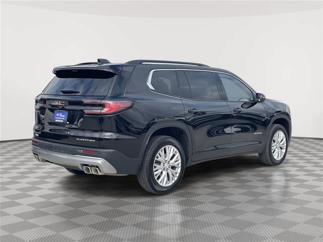 Used 2026 GMC Acadia Elevation w/ Elevation Premium Package FWD image 7