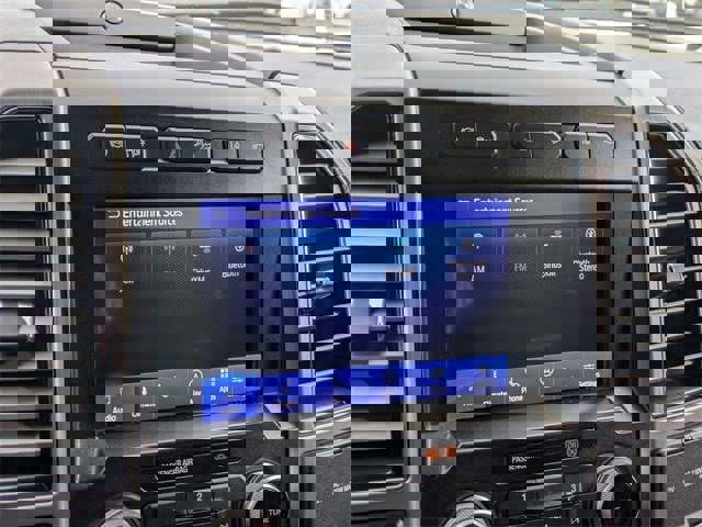 Certified 2020 Ford F350 Platinum w/ FX4 Off-Road Package image 24