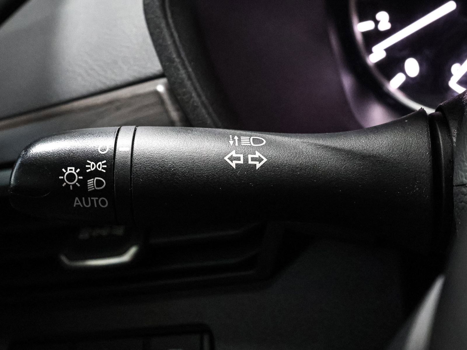 Used 2024 Nissan Altima 2.5 SV image 34