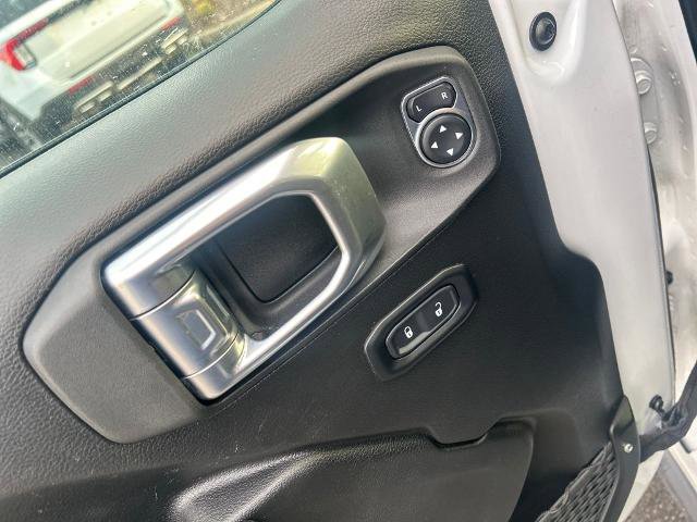 Used 2022 Jeep Gladiator Rubicon w/ Trailer Tow Package image 19