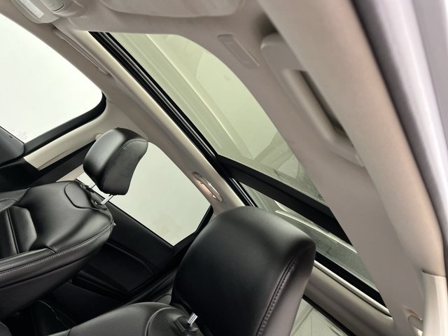 Certified 2021 Ford Edge SEL w/ Convenience Package AWD/4WD image 6