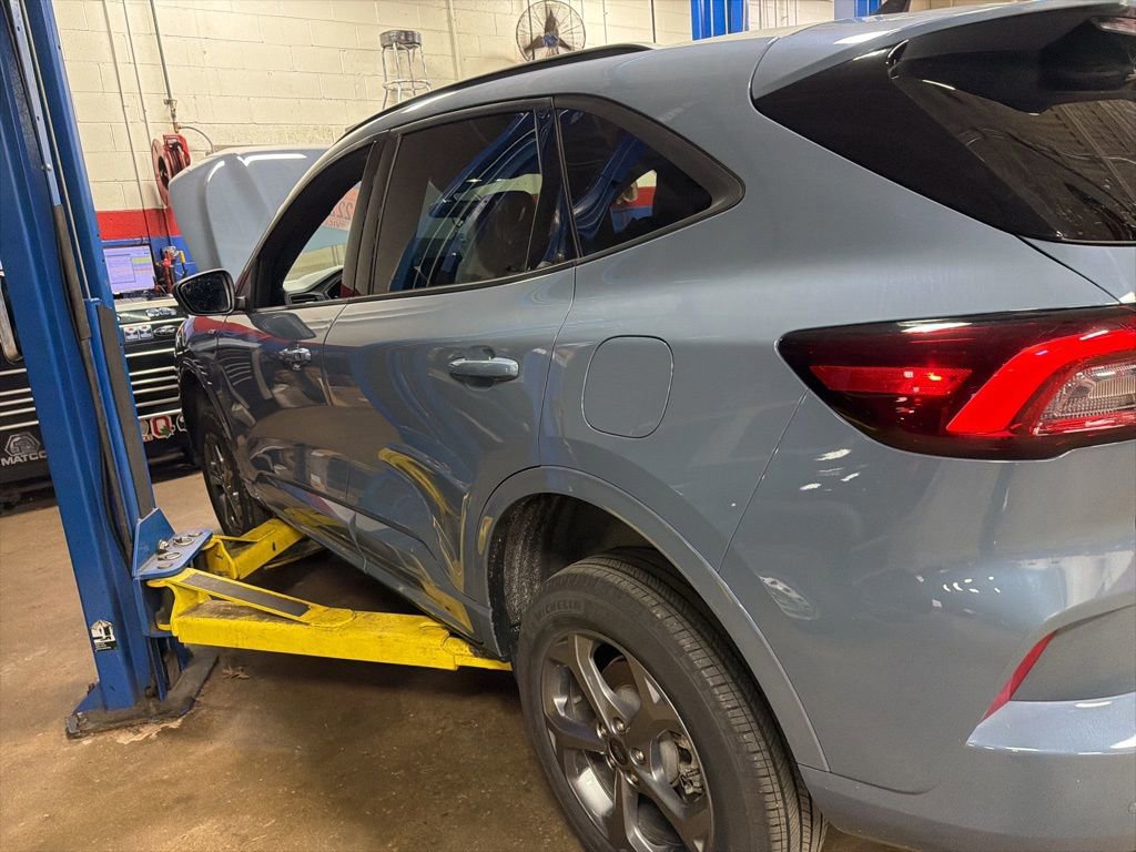 Certified 2024 Ford Escape ST-Line w/ Tech Pack #1 image 2