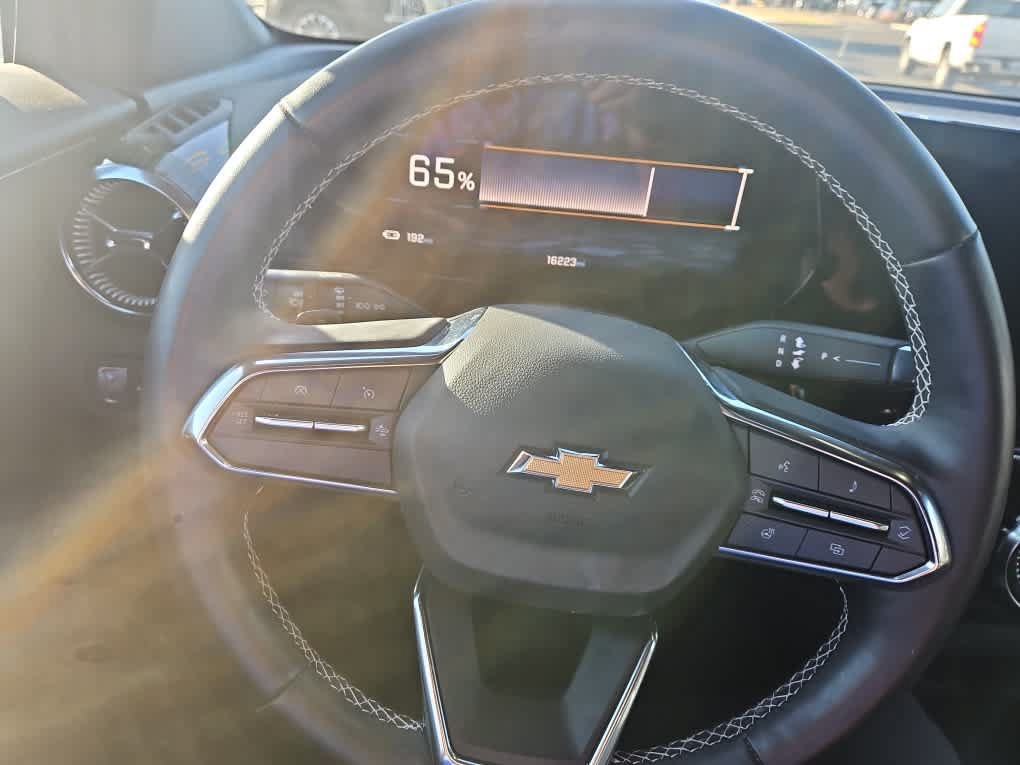 Used 2024 Chevrolet Blazer EV LT AWD/4WD image 15