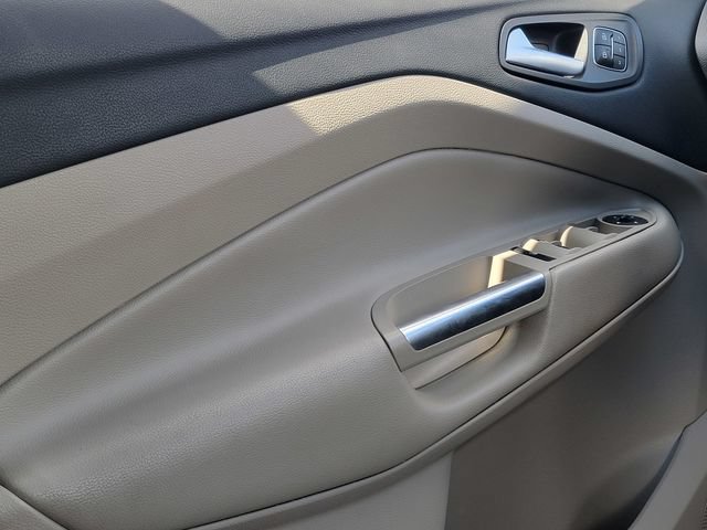 Certified 2017 Ford Escape Titanium FWD image 37