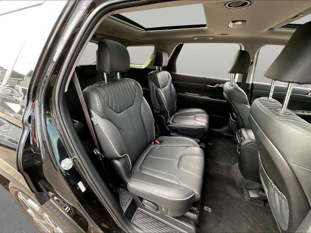 Used 2025 Hyundai Palisade Limited AWD/4WD image 27