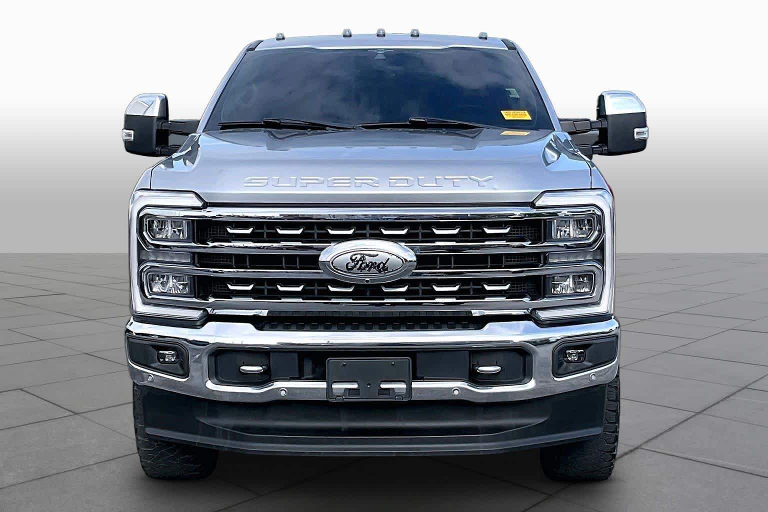Certified 2023 Ford F250 Lariat w/ Lariat Ultimate Package AWD/4WD image 4