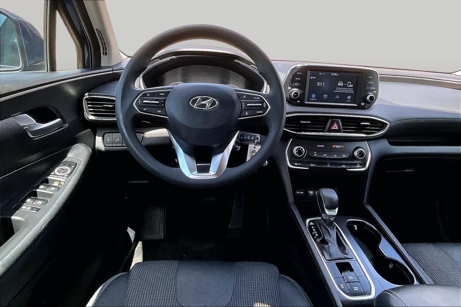 Used 2019 Hyundai Santa Fe SE FWD image 8
