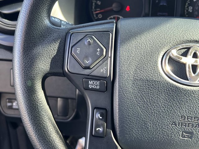 Used 2020 Toyota Tacoma SR AWD/4WD image 17