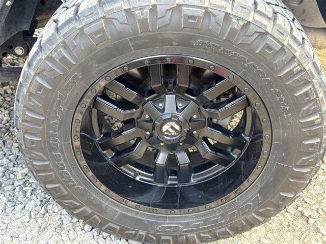 Used 2022 Jeep Gladiator Overland w/ Popular Equipment Package AWD/4WD image 6