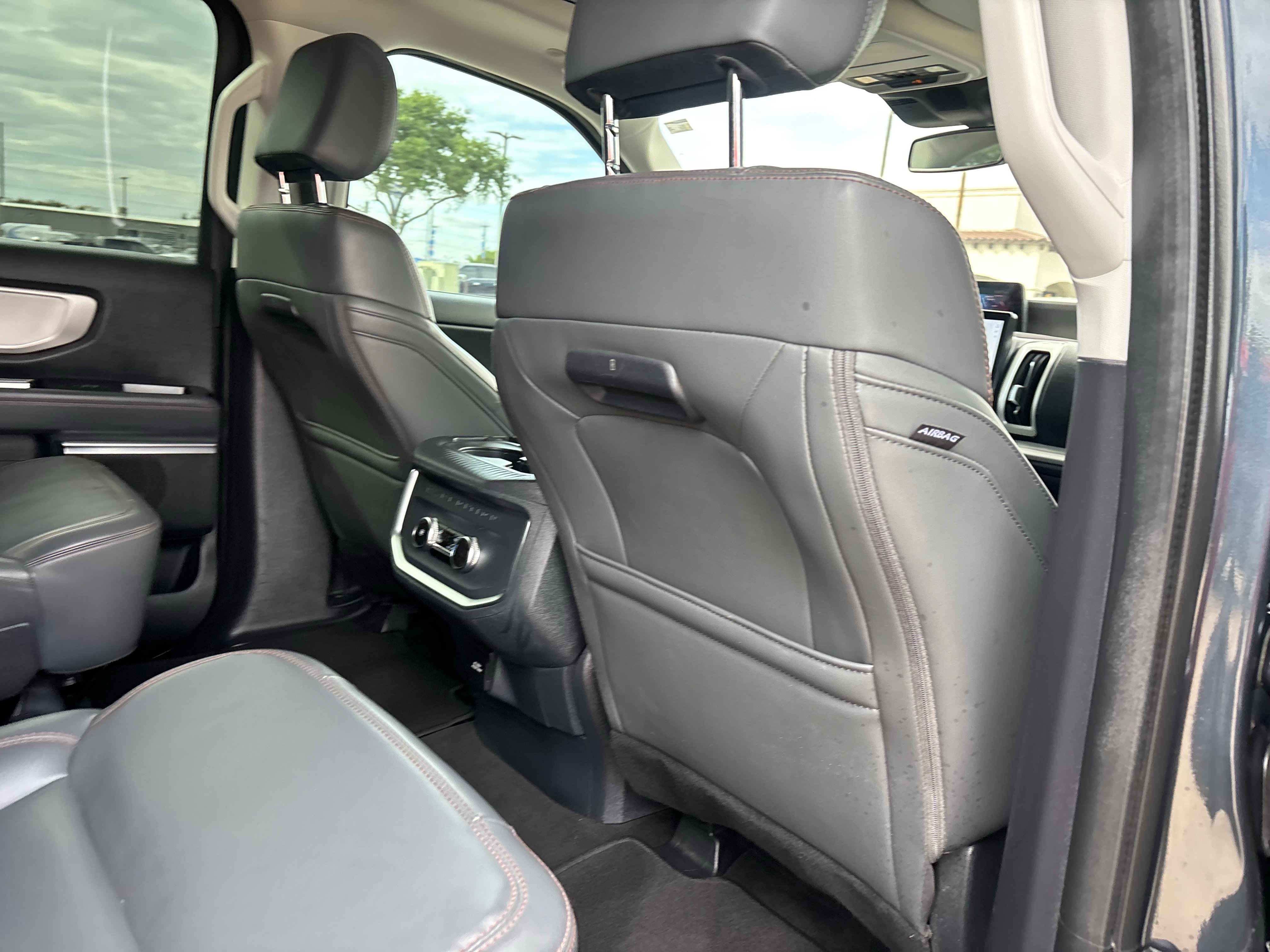 Certified 2025 Ford Expedition Active RWD image 23