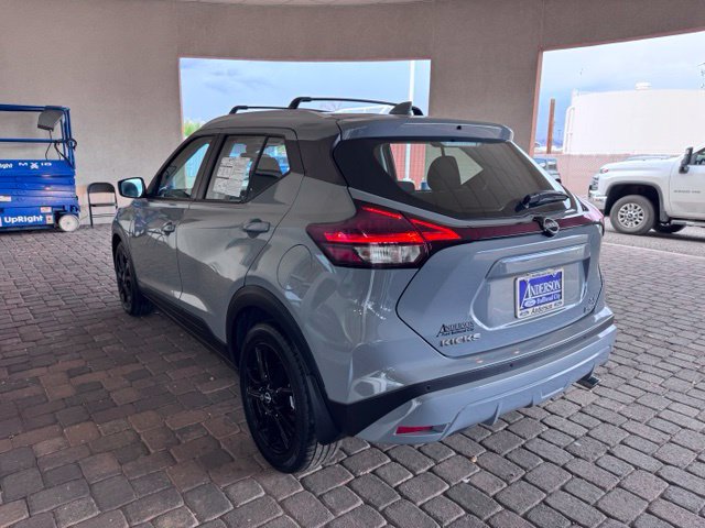 Used 2023 Nissan Kicks SV w/ Exterior Package FWD image 3