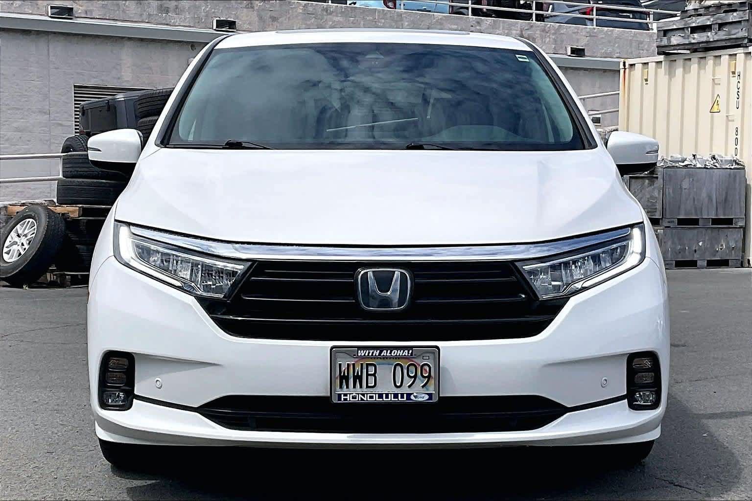 Used 2023 Honda Odyssey Elite image 6
