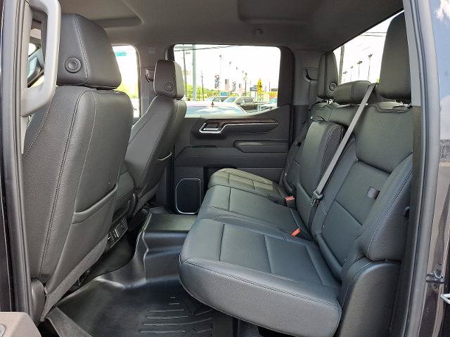 Used 2025 GMC Sierra 1500 SLT AWD/4WD image 10
