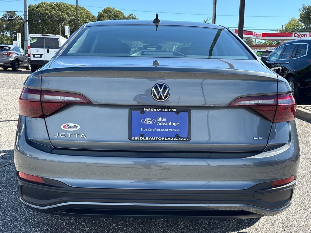 Used 2023 Volkswagen Jetta SE FWD image 22