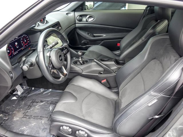 Used 2025 Nissan Z Performance w/ Floor Mat Package RWD image 13