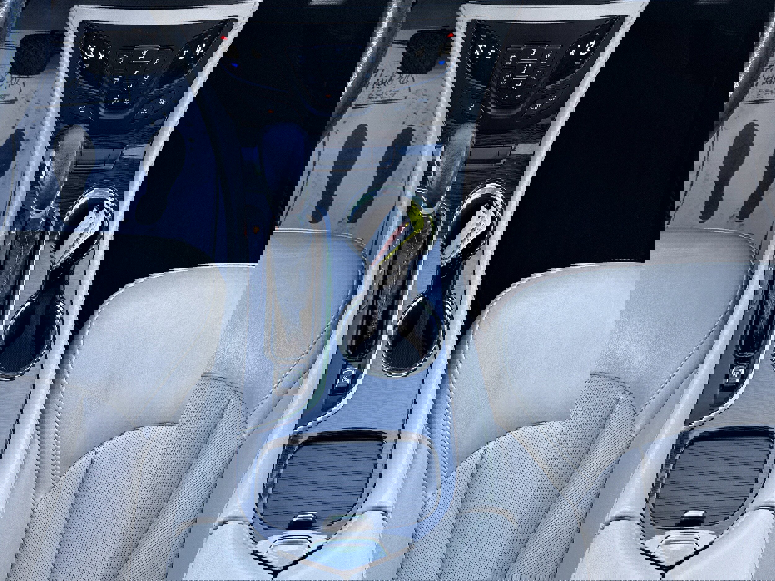 Used 2017 Buick Envision Essence image 15