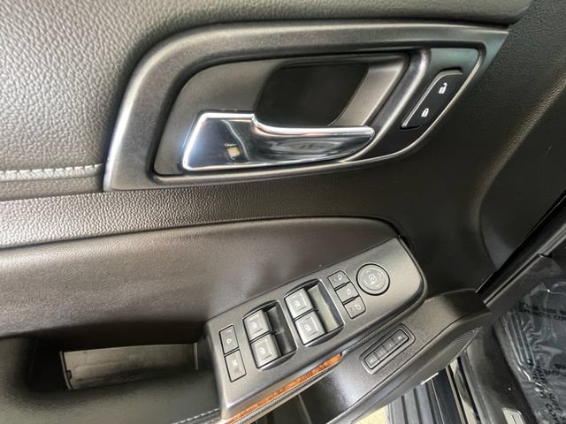 Used 2019 Chevrolet Suburban Premier AWD/4WD image 11
