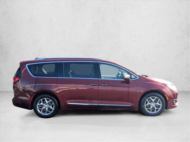 Used 2018 Chrysler Pacifica Limited w/ Advanced Safetytec Group image 4
