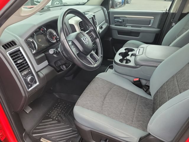 Used 2019 RAM 1500 Classic SLT w/ Luxury Group AWD/4WD image 23