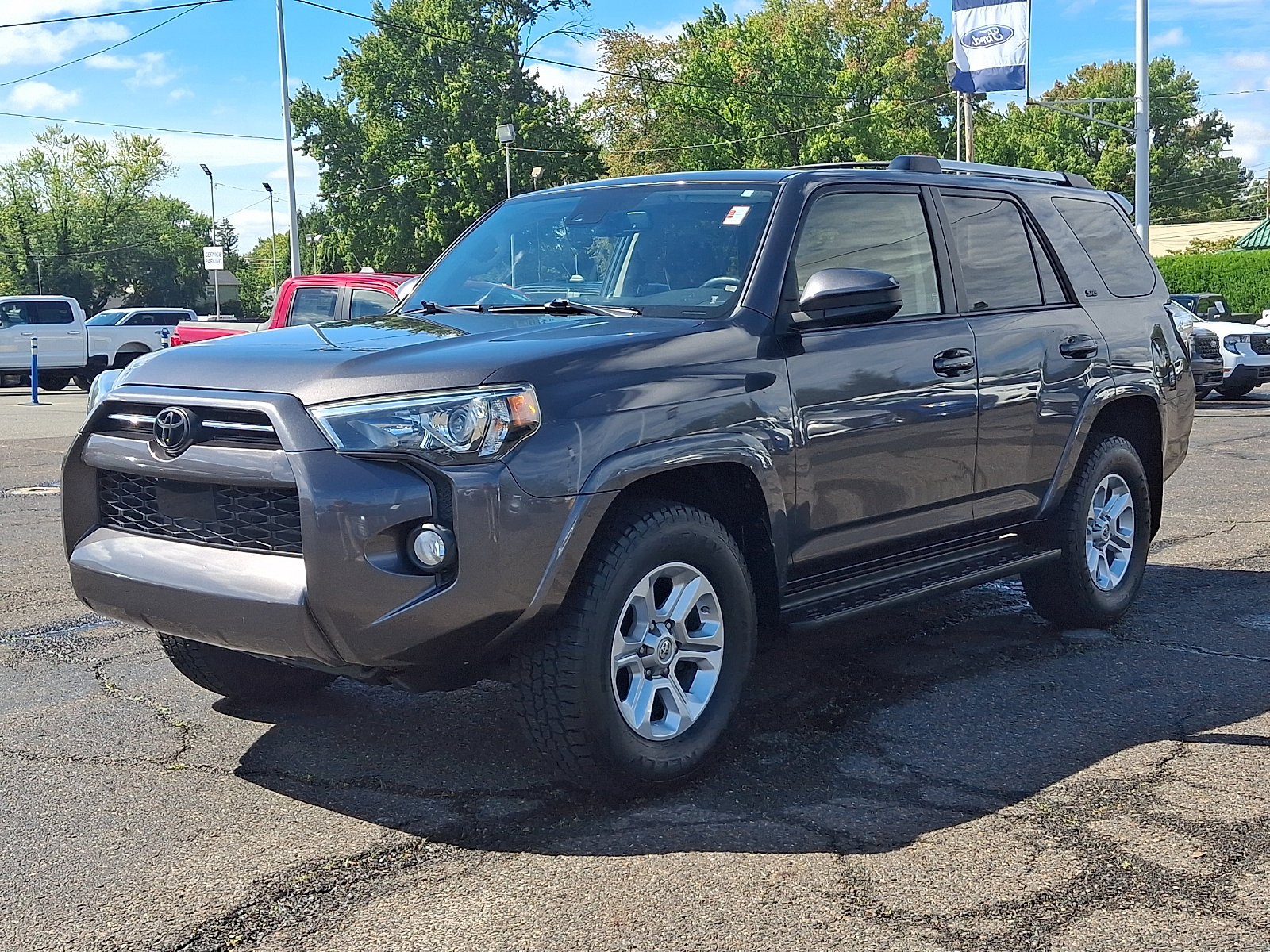 Used 2020 Toyota 4Runner SR5 w/ Wilderness Package AWD/4WD image 3